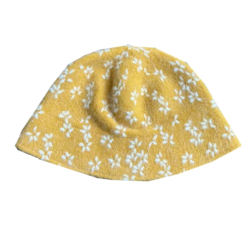 China Factory OEM Custom Logo Embroidered Acrylic Knitted Winter Beanie Hat