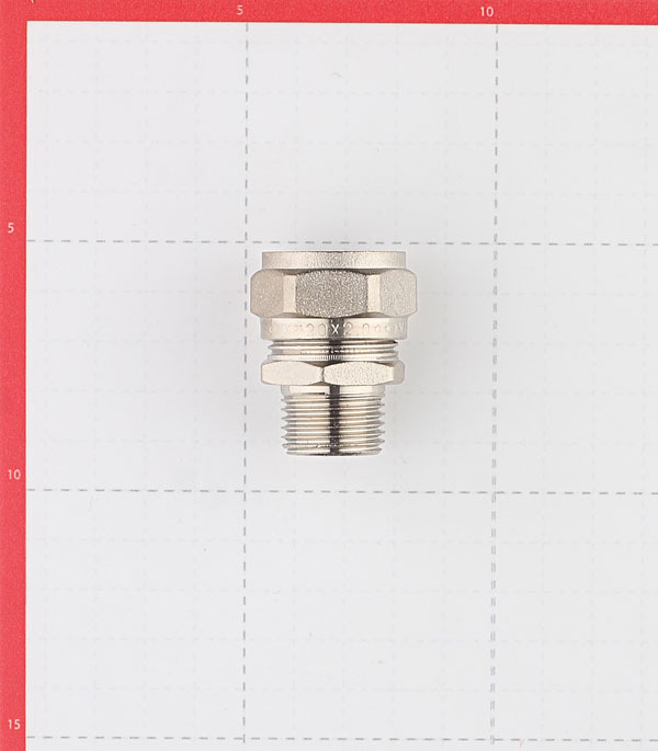 Соединитель прямой VALTEC (VTm.301.N.002004) 20 обж(ц) х 1/2 НР(ш)