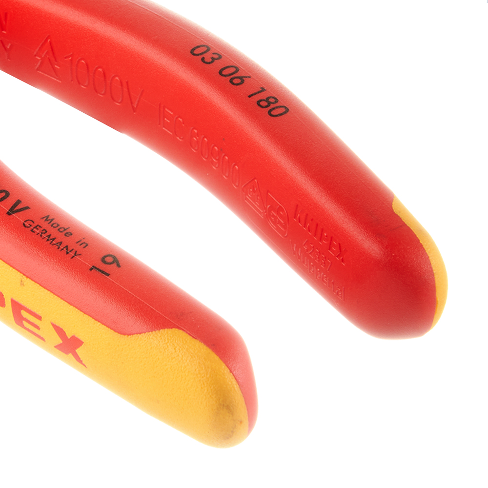 Плоскогубцы диэлектрические Knipex 180 мм (KN-0306180SB)