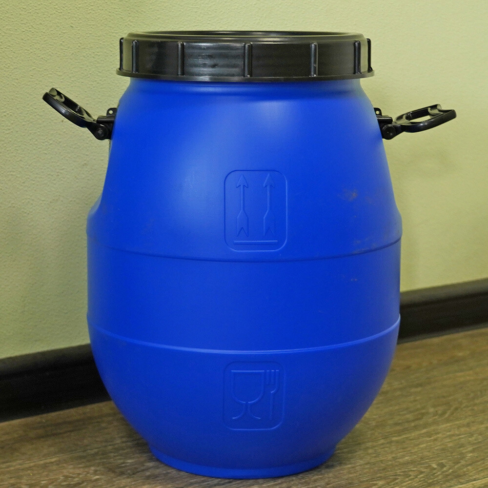 Бочка 40 л пластиковая