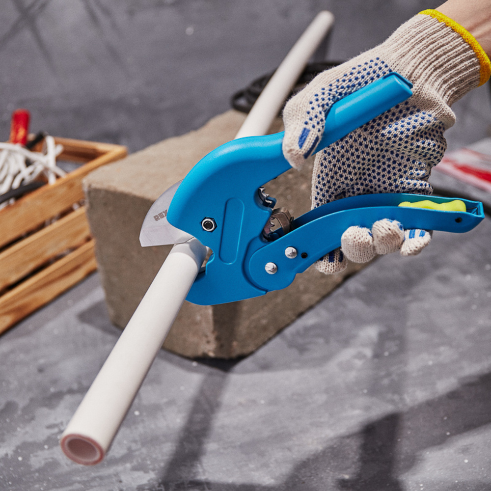 Труборез для пластиковых труб Rexant RSA-SK5 d42 мм (11-1018)