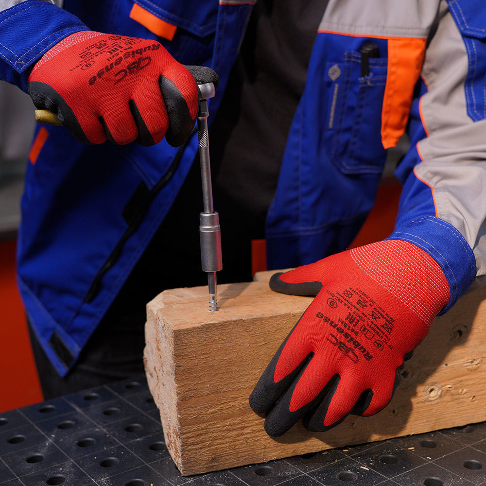 Перчатки полиэфирные с латексным обливом СВС Рубисенс красно-черные / черно-черные 9 (L)