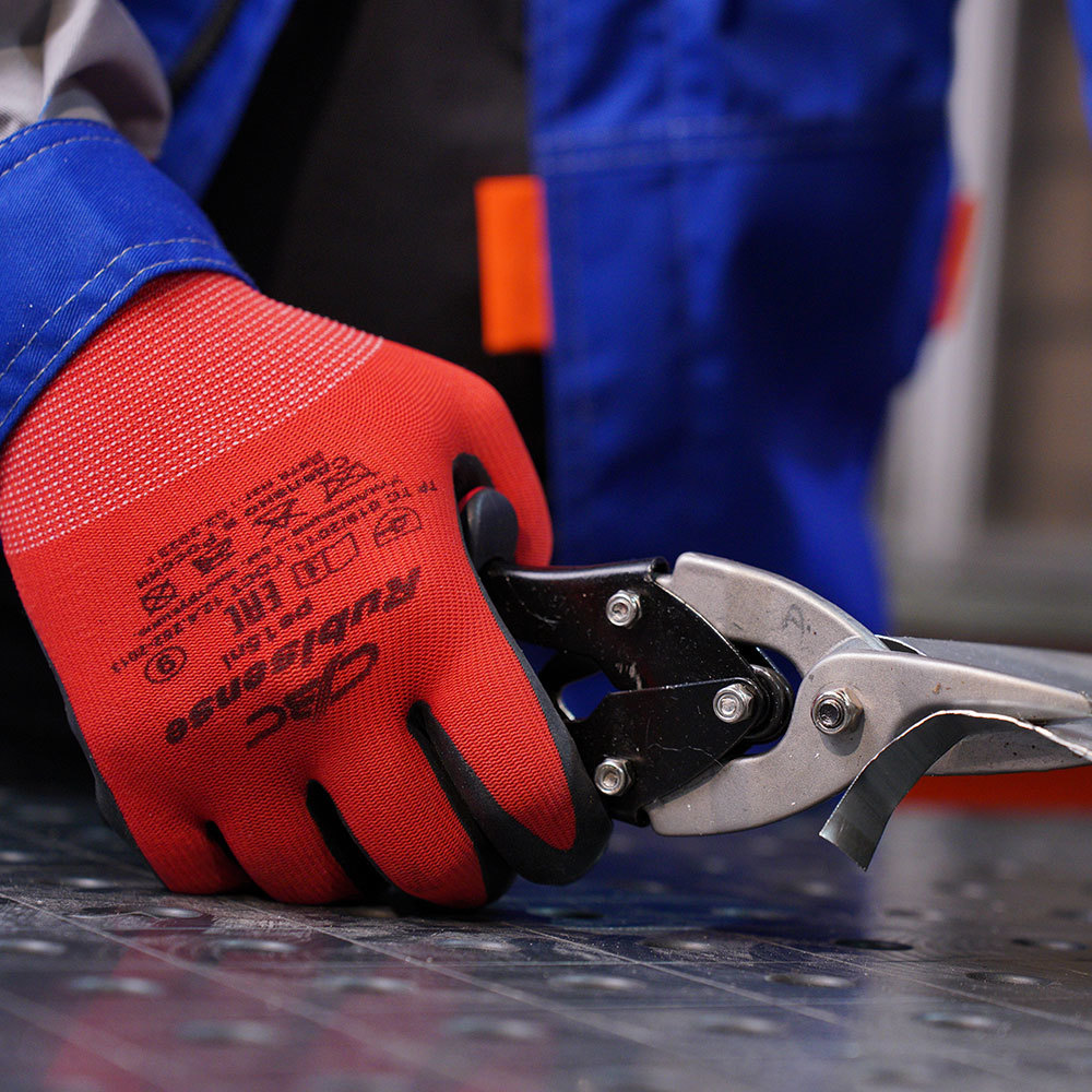 Перчатки полиэфирные с латексным обливом СВС Рубисенс красно-черные / черно-черные 9 (L)