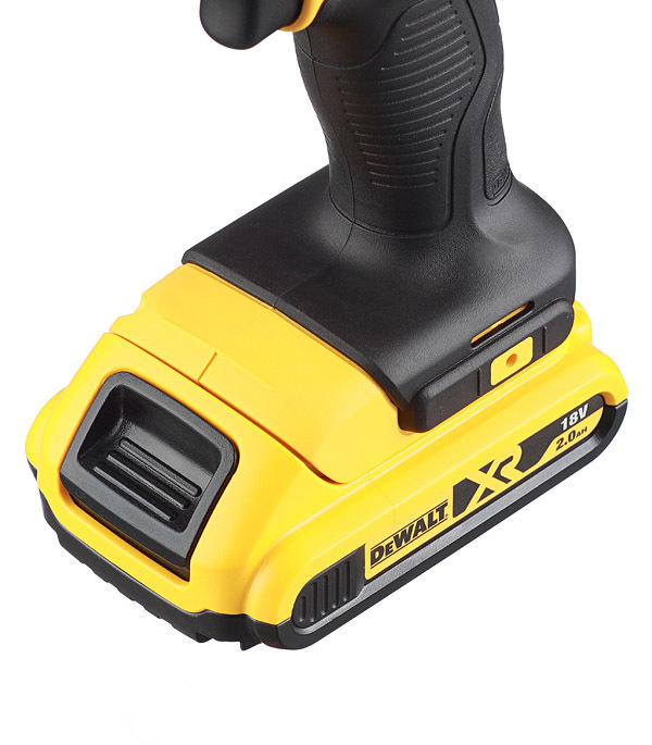Дрель-шуруповерт аккумуляторная DeWalt 18 В 2 Ач Li-Ion 2 АКБ и ЗУ (DCD771D2-QW)